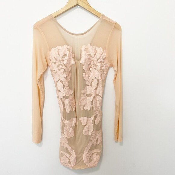 NEW Sky Kirsi Blush Dress Size Medium - Picture 2 of 9